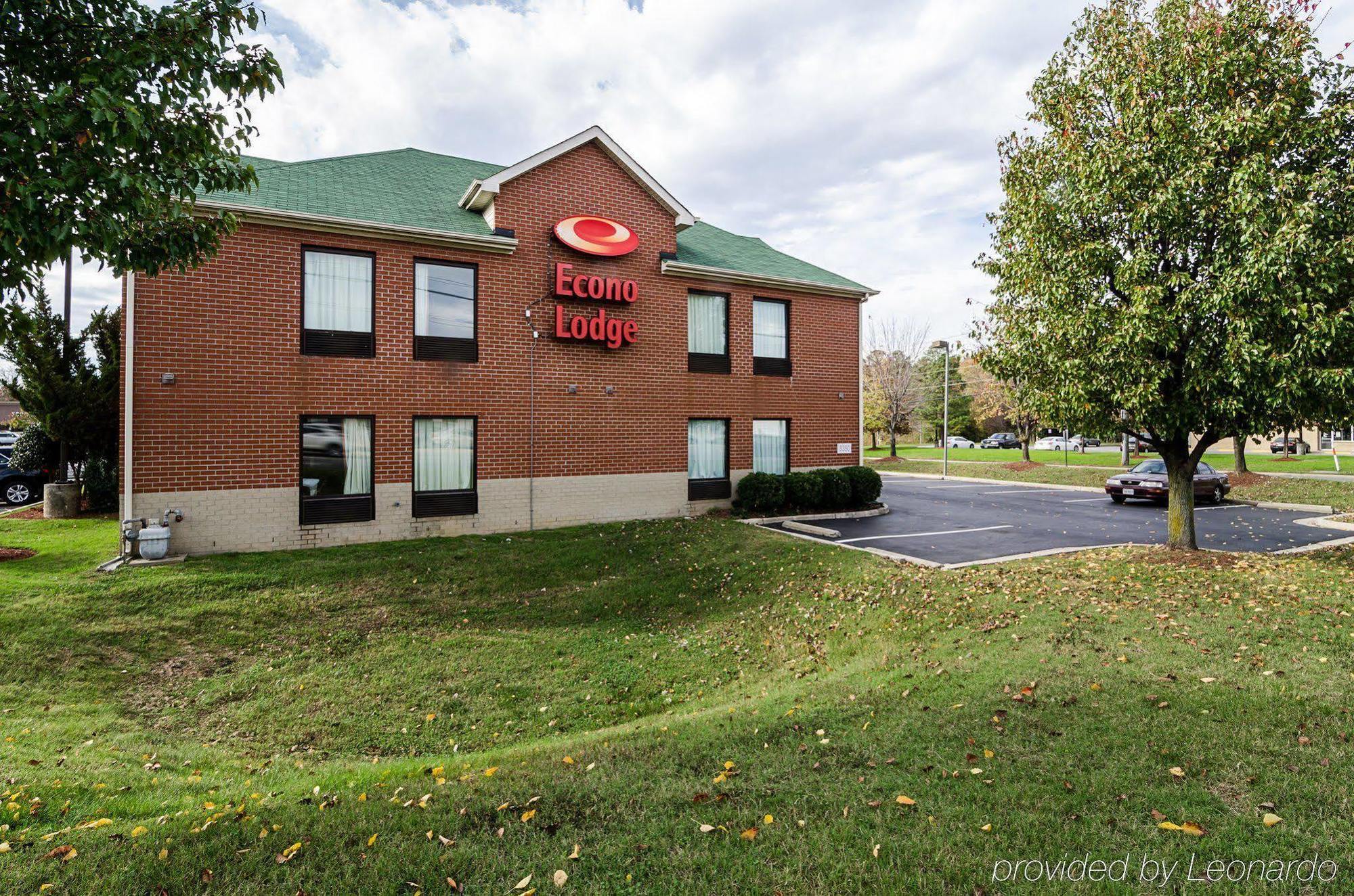 Econo Lodge Richmond Exterior photo